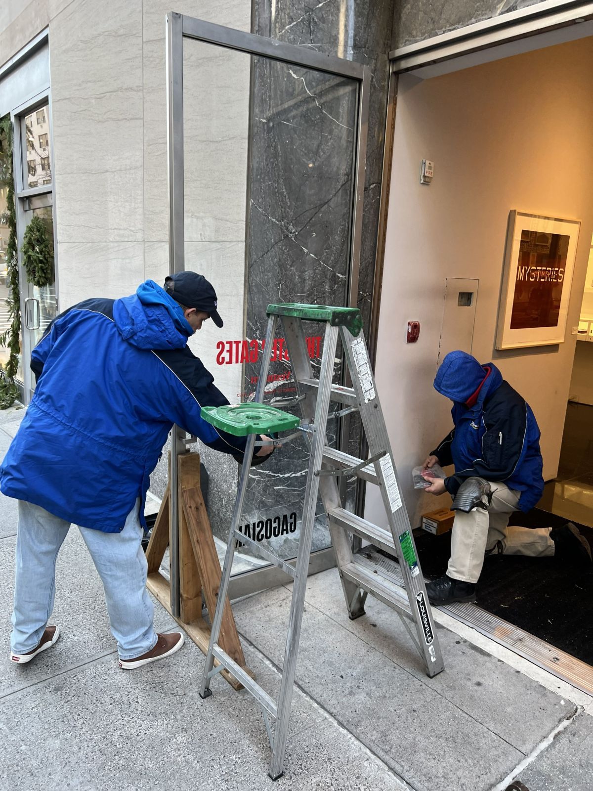 Glass Storefront Door Repair in Midtown East Rixson Floor Check Service Near East 59th St & Lexington Ave A