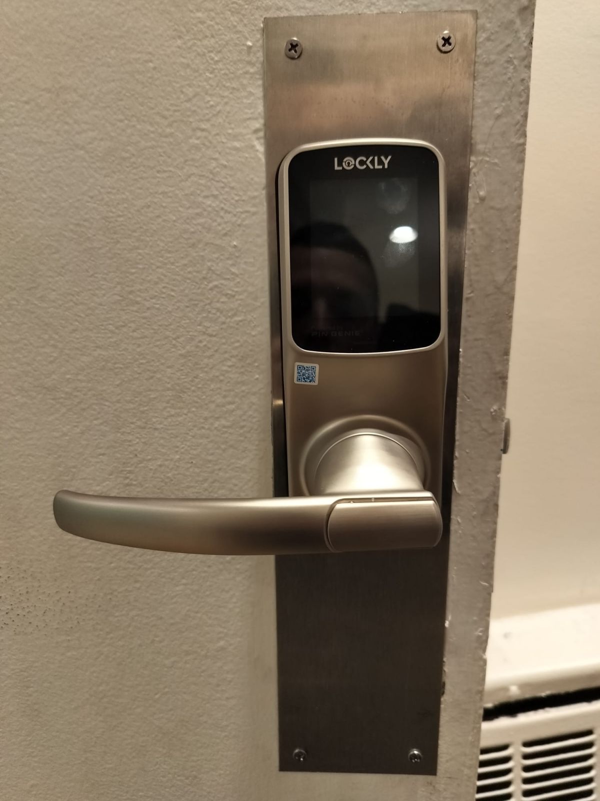 Office Lock Repair west 44th st midtown manhattan a2z locksmith and door a