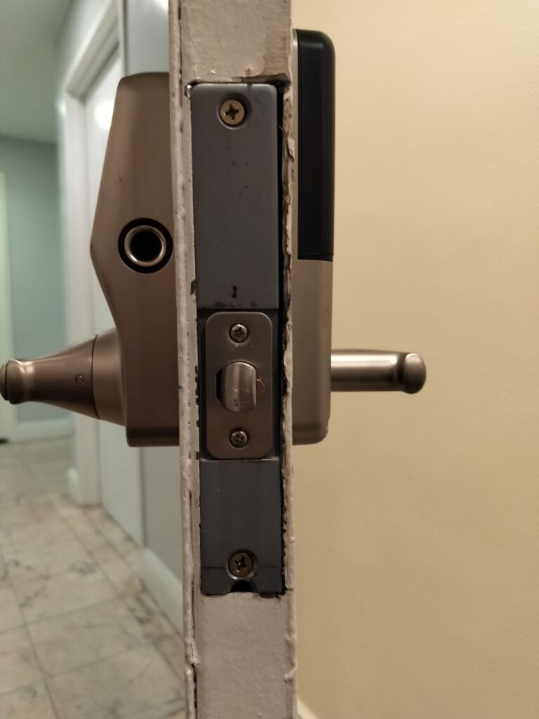 Office Lock Repair west 44th st midtown manhattan a2z locksmith and door b