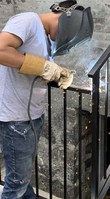 Storefront Steel Frame Repair east  47th st and madison ave midtown manhattan B